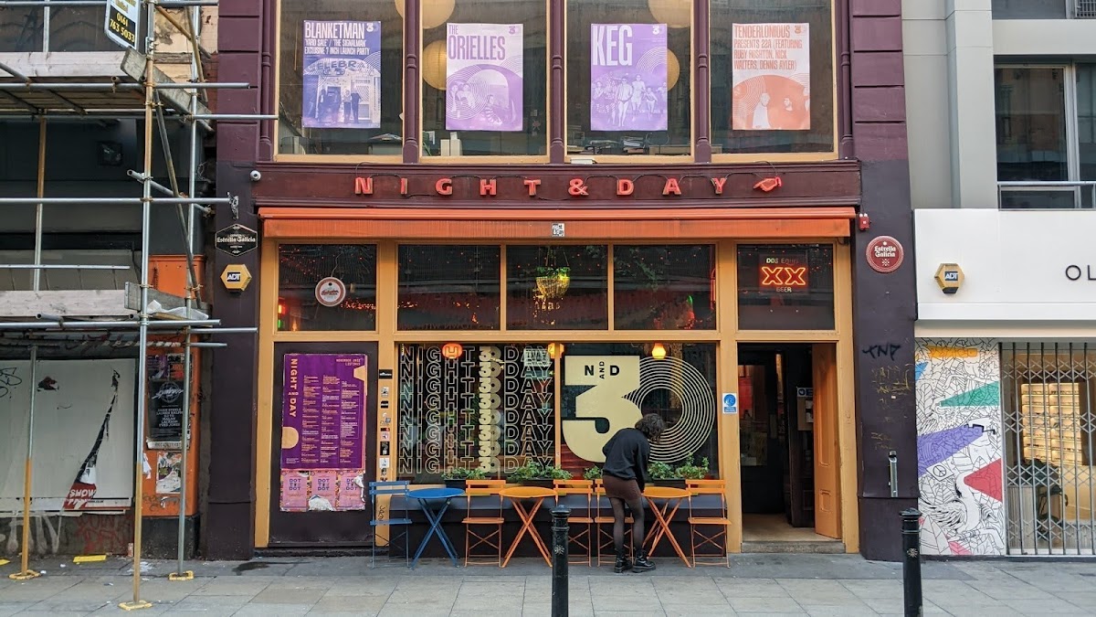 The Crafty Fox